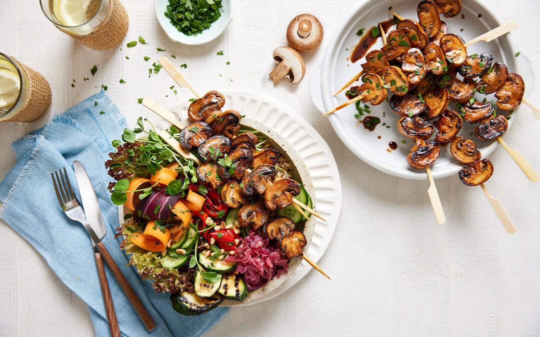 Garlic balsamic mushroom salad bowl