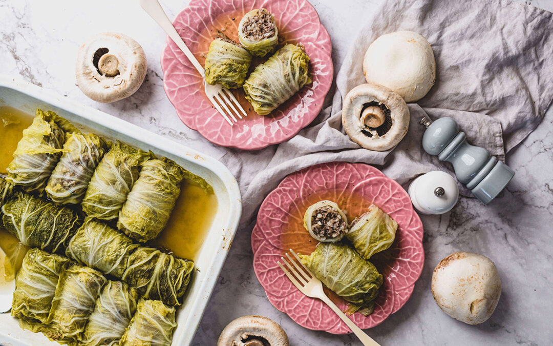 Buckwheat and mushroom cabbage rolls (with mince beef)