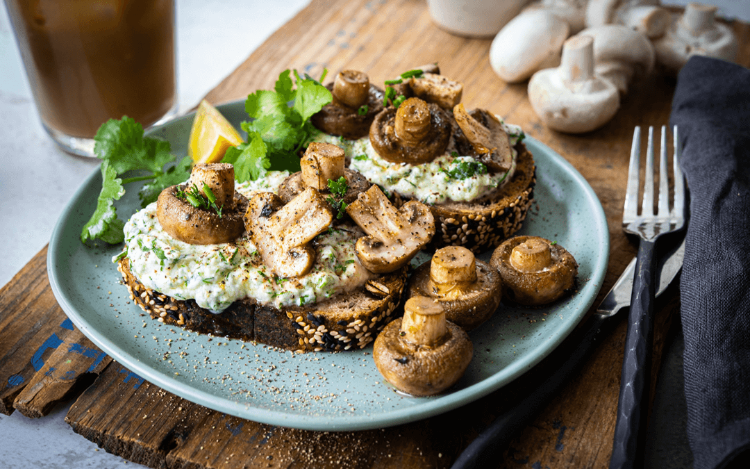 Mushrooms on Toast with Herbed Cottage Cheese