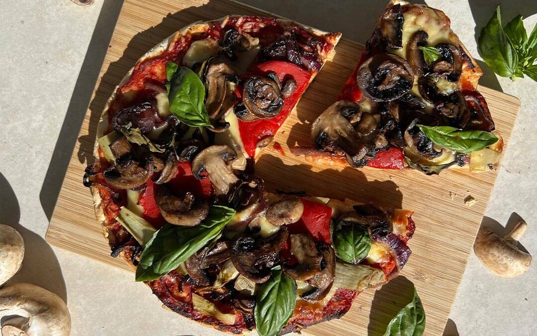 Mushroom & Caramelised Onion Pizza