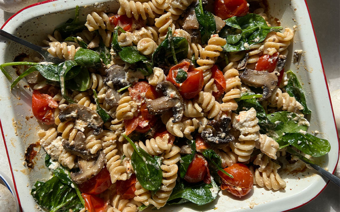 Easy One-Tray Baked Mushroom & Feta Pasta